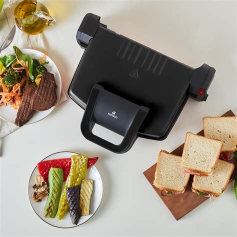 karaca future essential tost makinesi